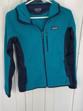 Patagonia Women's Teal Hooded Fleece Jacket with Navy Panels
